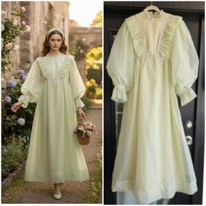 Emmeline‎ French Vintage Green Dress